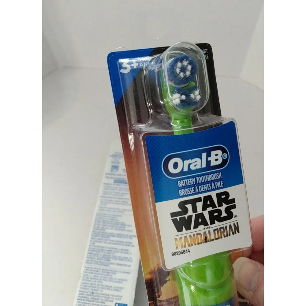 2 Oral-B Kids Electric Toothbrushes The Mandalorian Baby Yoda Star Wars Grogu